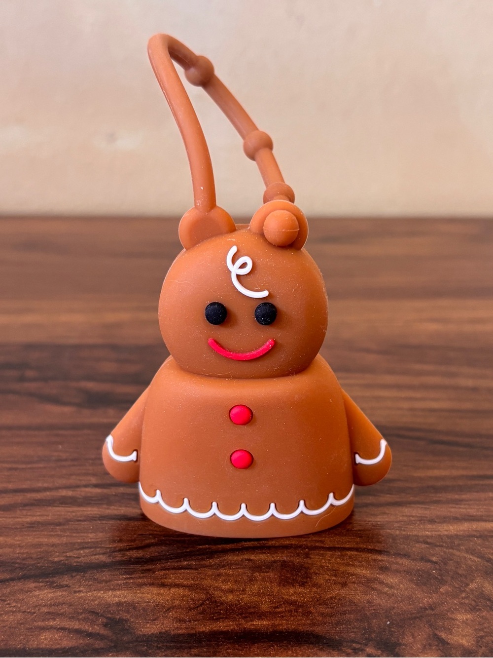 Bath & Body Works Gingerbread Man PocketBac Holiday Hand Sanitizer Holder